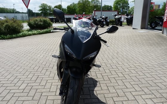 Gebrauchtmotorrad Honda CB650R - Bild 3
