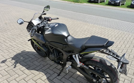 Gebrauchtmotorrad Honda CB650R - Bild 4