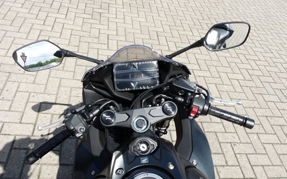 Gebrauchtmotorrad Honda CB650R - Bild 5