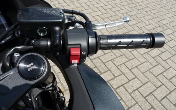 Gebrauchtmotorrad Honda CB650R - Bild 7