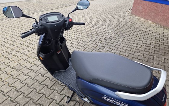 Gebrauchtmotorrad Suzuki Address 125 - Bild 4
