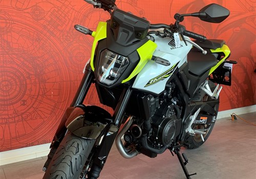 Honda CB500 Hornet E-Clutch