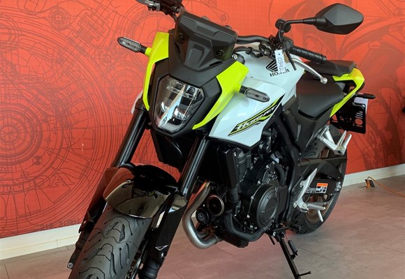Honda CB500 Hornet E-Clutch