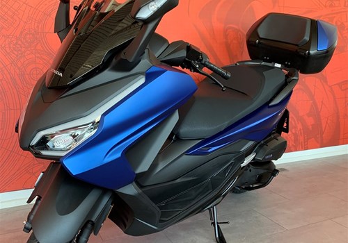 Honda Forza 125