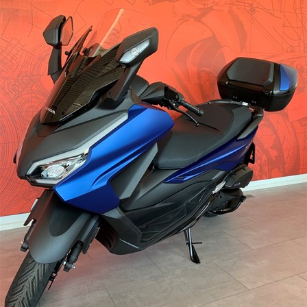 Honda Forza 125