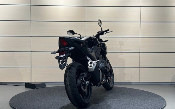 Gebrauchtmotorrad Honda CB500 Hornet E-Clutch - Bild 12