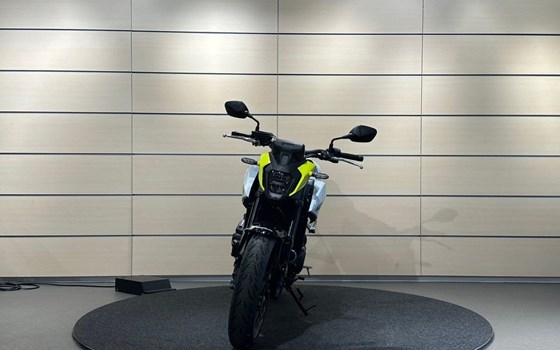 Gebrauchtmotorrad Honda CB500 Hornet E-Clutch - Bild 3