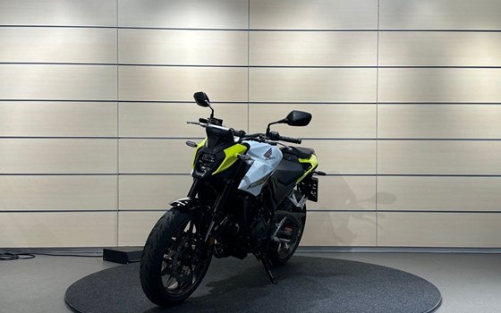 Gebrauchtmotorrad Honda CB500 Hornet E-Clutch - Bild 4