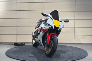 Angebot Yamaha R1 World GP 60th Anniversary