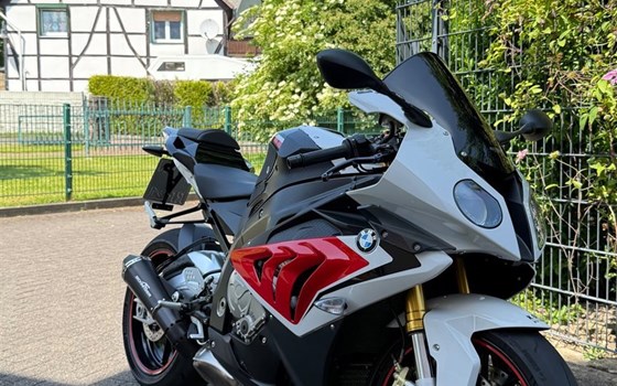 Gebrauchtmotorrad BMW S 1000 RR - Bild 1