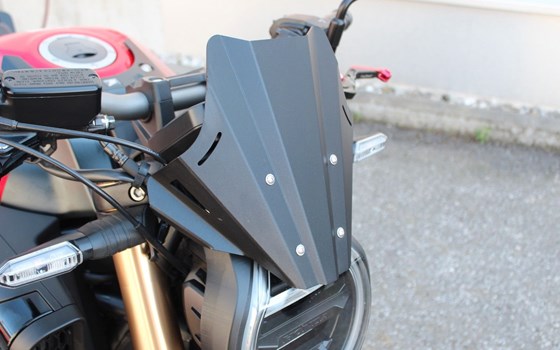 Gebrauchtmotorrad Honda CB650R E-Clutch - Bild 8