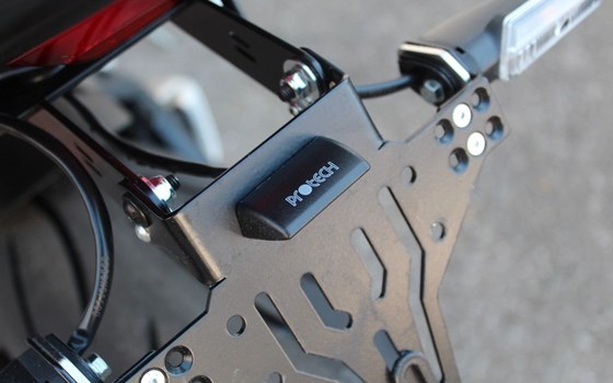 Gebrauchtmotorrad Honda CB650R E-Clutch - Bild 9