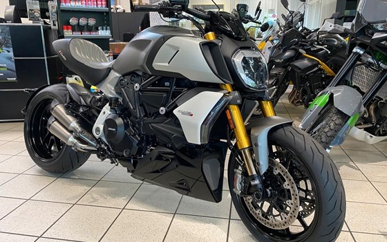 Gebrauchtmotorrad Ducati Diavel 1260 S - Bild 1