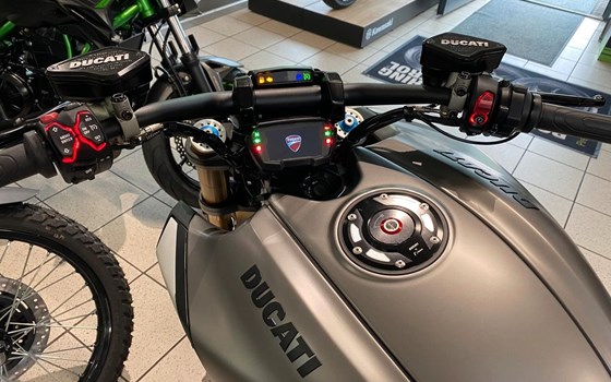 Gebrauchtmotorrad Ducati Diavel 1260 S - Bild 10
