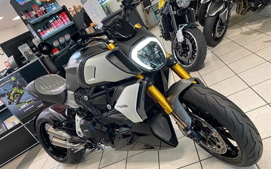 Gebrauchtmotorrad Ducati Diavel 1260 S - Bild 12