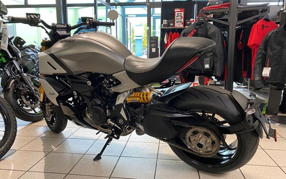 Gebrauchtmotorrad Ducati Diavel 1260 S - Bild 6