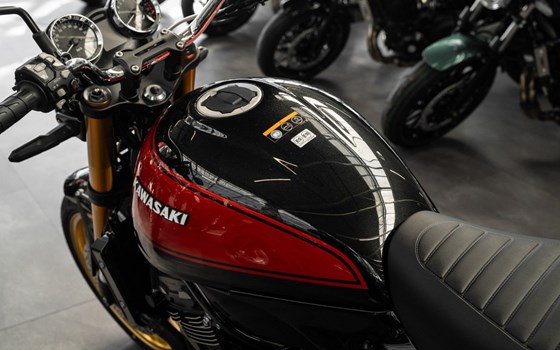 Neufahrzeug Kawasaki Z900 RS SE - Bild 16