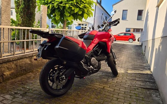 Gebrauchtmotorrad Ducati Multistrada V2 S - Bild 3