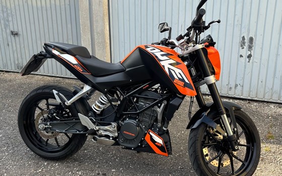 Gebrauchtmotorrad KTM 200 Duke - Bild 3