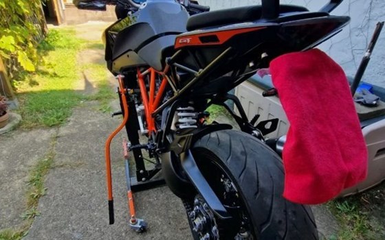 Gebrauchtmotorrad KTM 1290 Super Duke GT - Bild 2