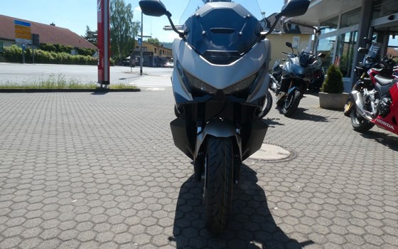 Gebrauchtmotorrad Honda Forza 750 - Bild 4