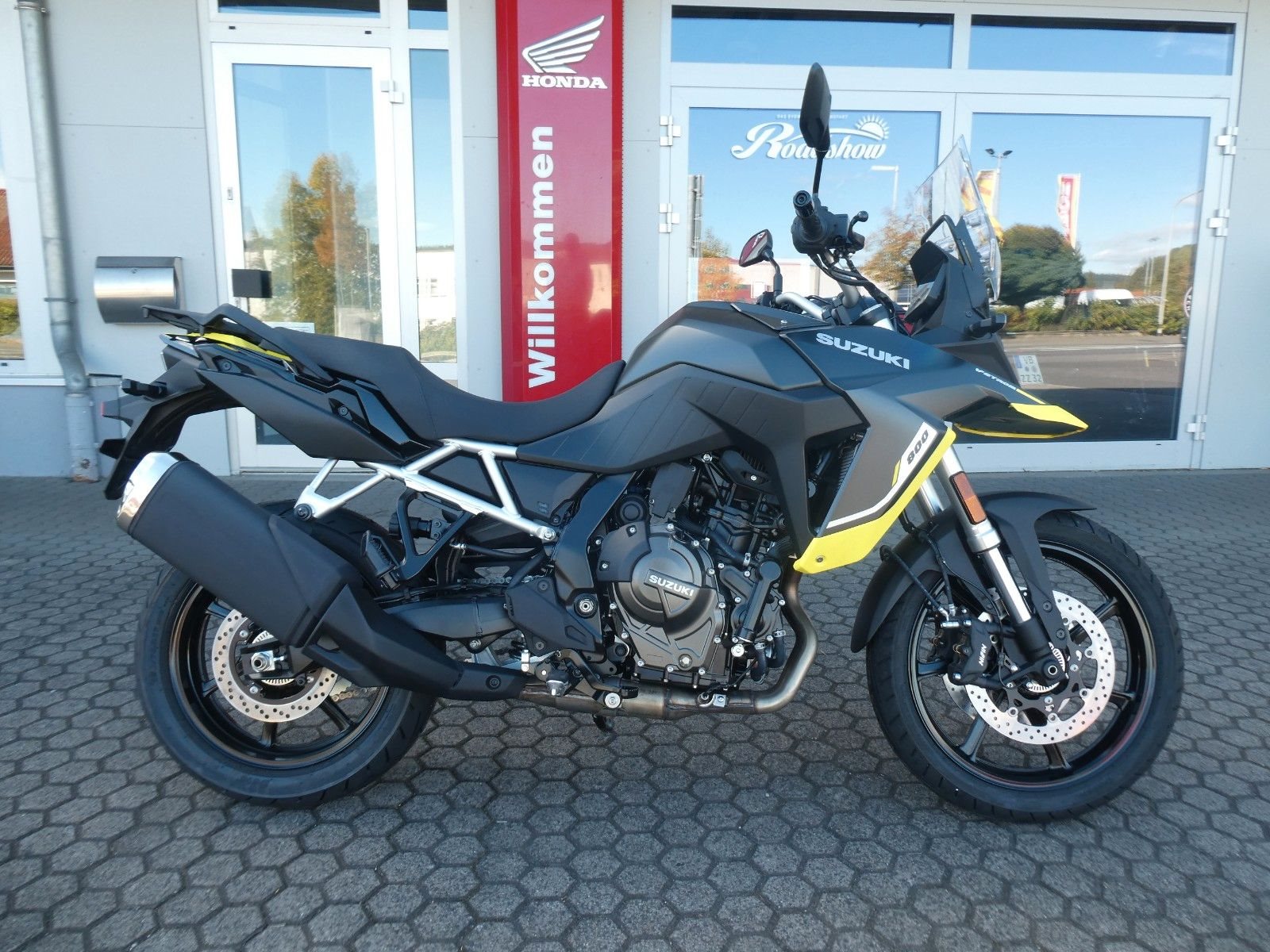 Suzuki V-Strom 800