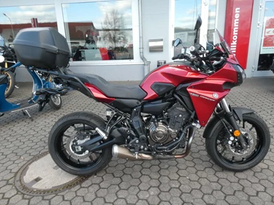 Tracer 700