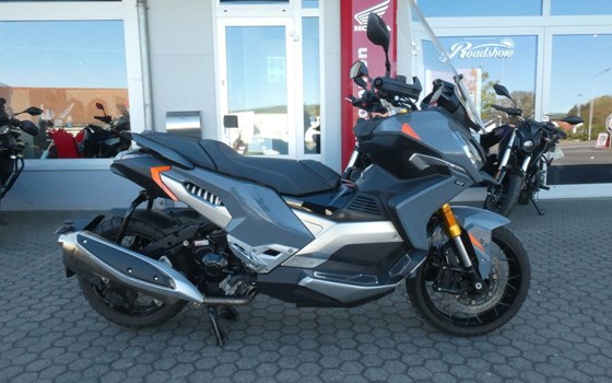 Gebrauchtmotorrad Peugeot XP 400 GT - Bild 1