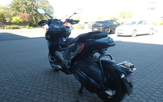 Gebrauchtmotorrad Peugeot XP 400 GT - Bild 6