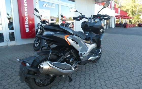 Gebrauchtmotorrad Peugeot XP 400 GT - Bild 8