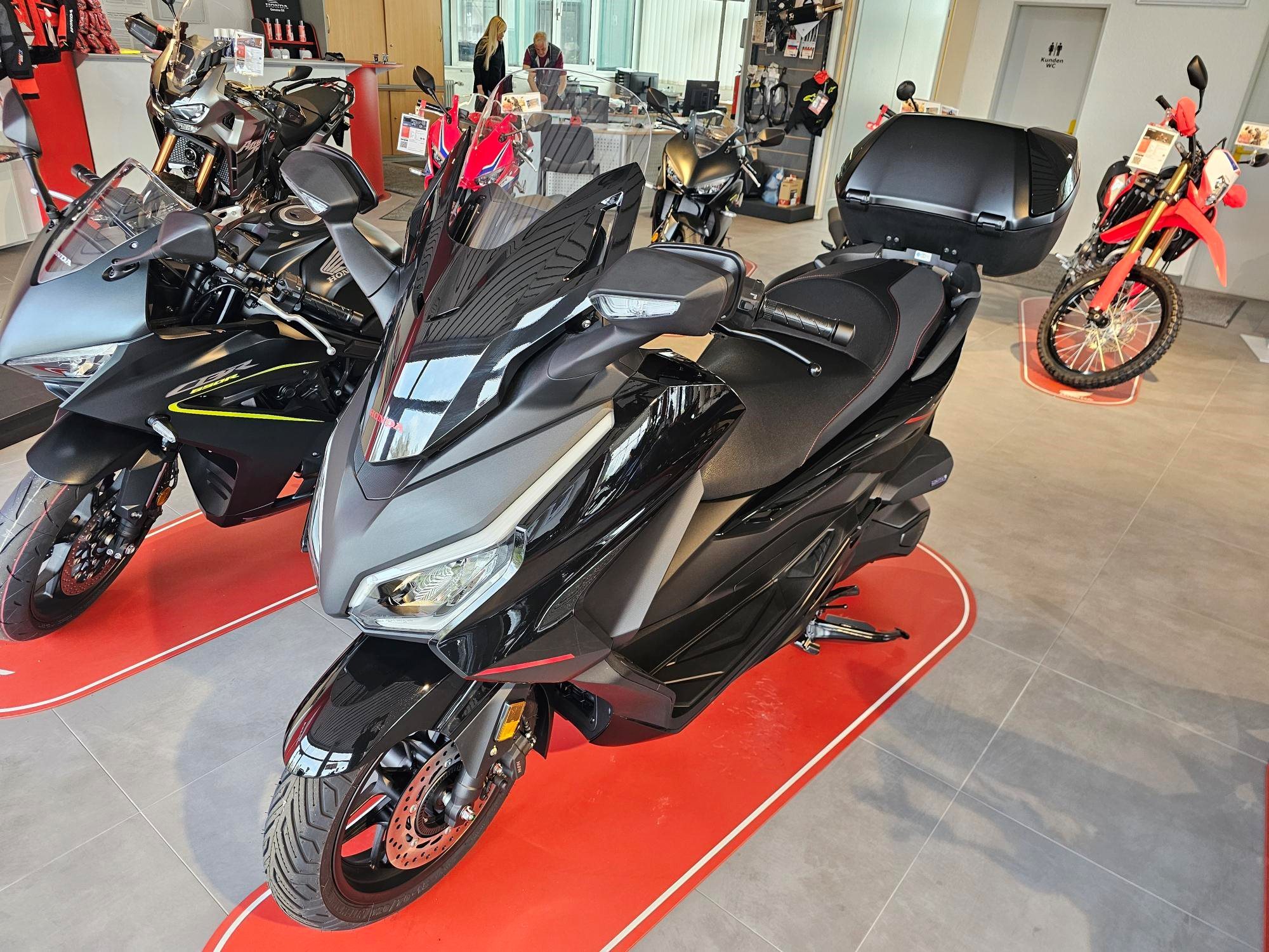 Honda Forza 350 Special Edition