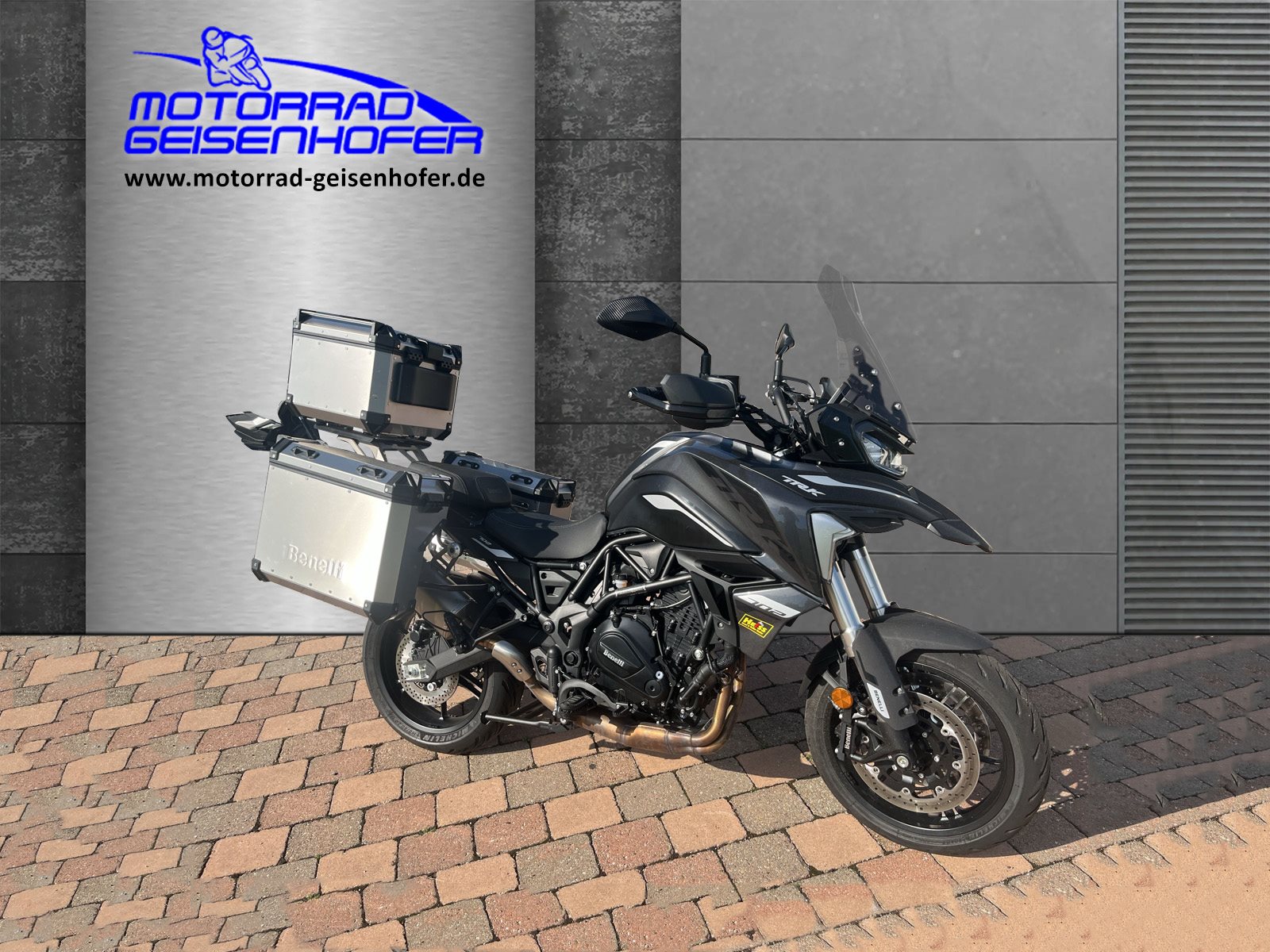 Benelli TRK 702