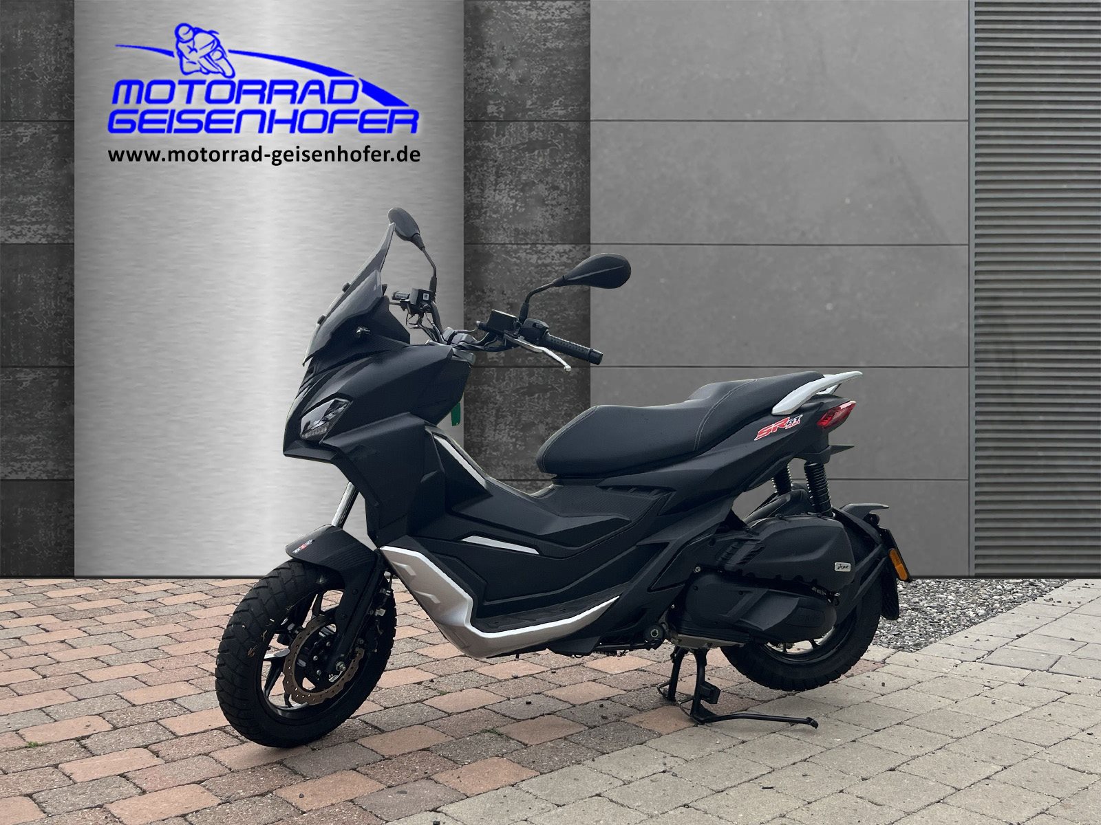 Aprilia SR GT 200