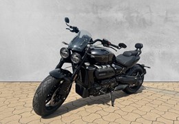 Neumotorrad Triumph Rocket 3 Storm GT