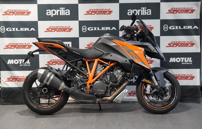 KTM 1290 Super Duke GT