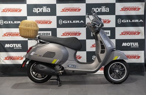 Gebrauchtmotorrad Vespa GTS 300 Super Tech