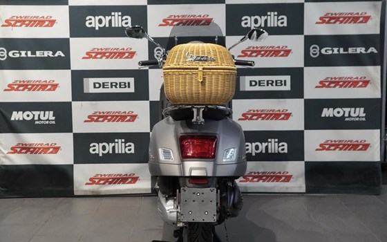 Gebrauchtmotorrad Vespa GTS 300 Super Tech - Bild 3