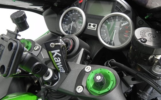 Gebrauchtmotorrad Kawasaki ZZR 1400 - Bild 17