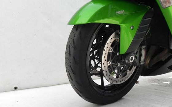 Gebrauchtmotorrad Kawasaki ZZR 1400 - Bild 7