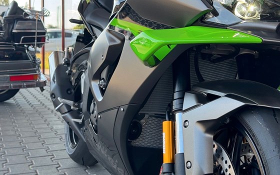 Gebrauchtmotorrad Kawasaki Ninja ZX-10R - Bild 4