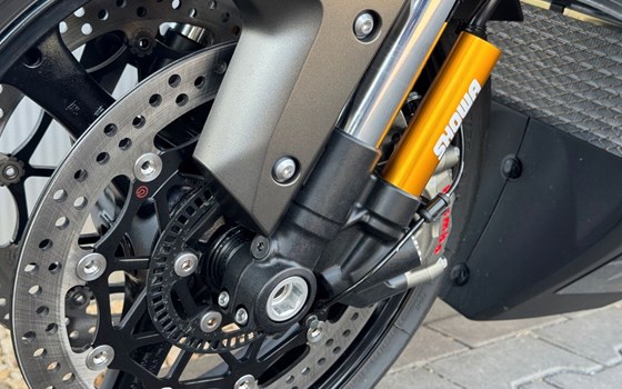 Gebrauchtmotorrad Kawasaki Ninja ZX-10R - Bild 9