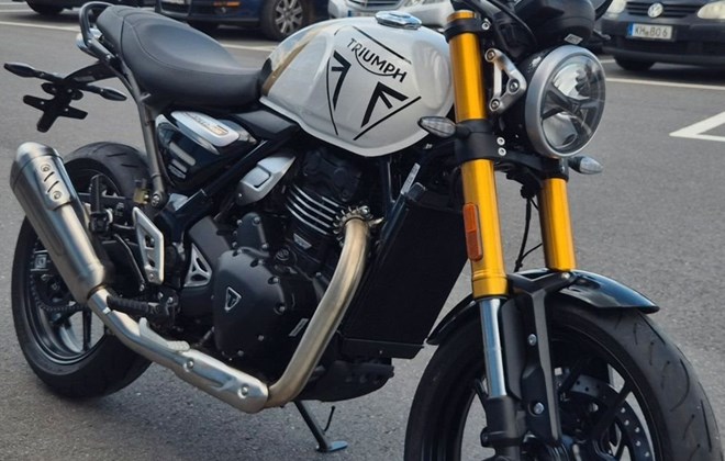 Triumph Speed 400