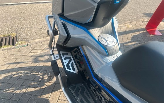 Gebrauchtmotorrad Zontes 368 G - Bild 12
