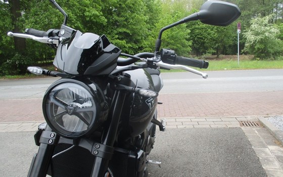 Gebrauchtmotorrad Triumph Trident 800 - Bild 14