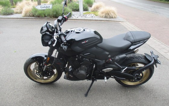 Gebrauchtmotorrad Triumph Trident 800 - Bild 6