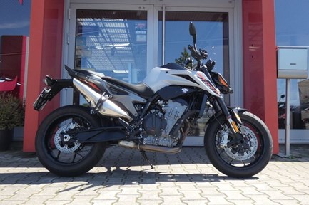 KTM 790 Duke L