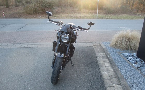Gebrauchtmotorrad Triumph Trident 800 - Bild 4