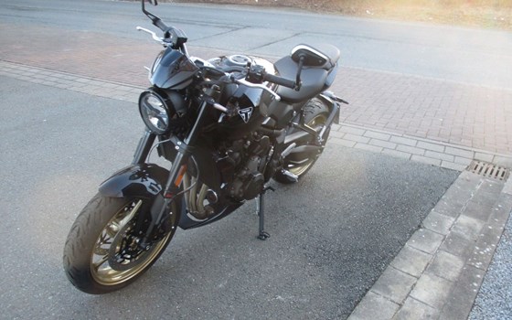 Gebrauchtmotorrad Triumph Trident 800 - Bild 5