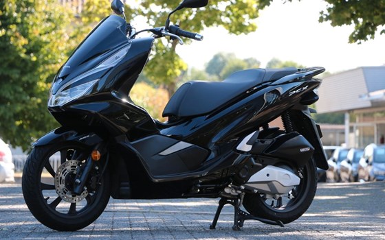 Gebrauchtmotorrad Honda PCX125 - Bild 1
