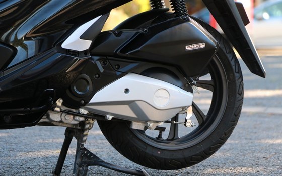 Gebrauchtmotorrad Honda PCX125 - Bild 7